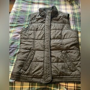 New York & Co. black puffy vest